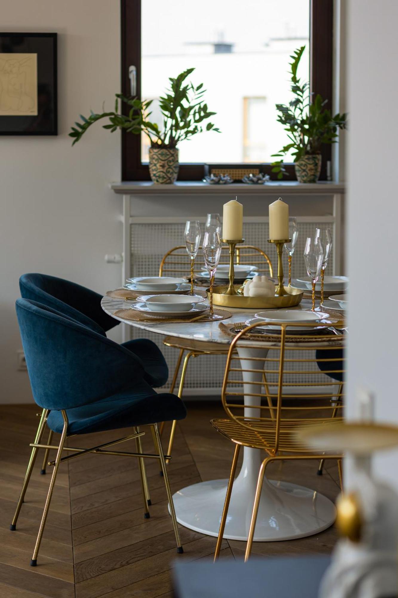 Royal Garden Apartment In Wilanow By Renters Prestige ワルシャワ エクステリア 写真